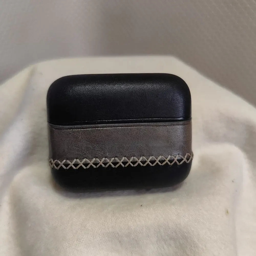 Personalisierte handgefertigte Vollleder-Schutzhülle für Bang & Olufsen Beo Grace