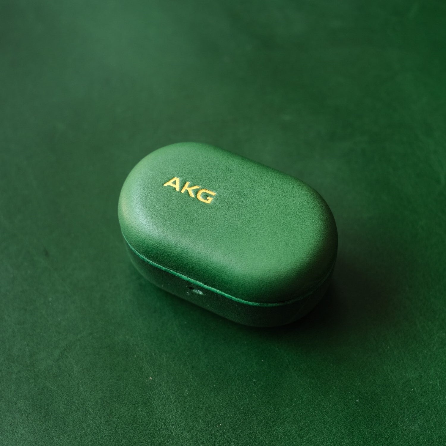 Handcrafted genuine leather earbuds case for AKG N5 personalized engraving golden logo