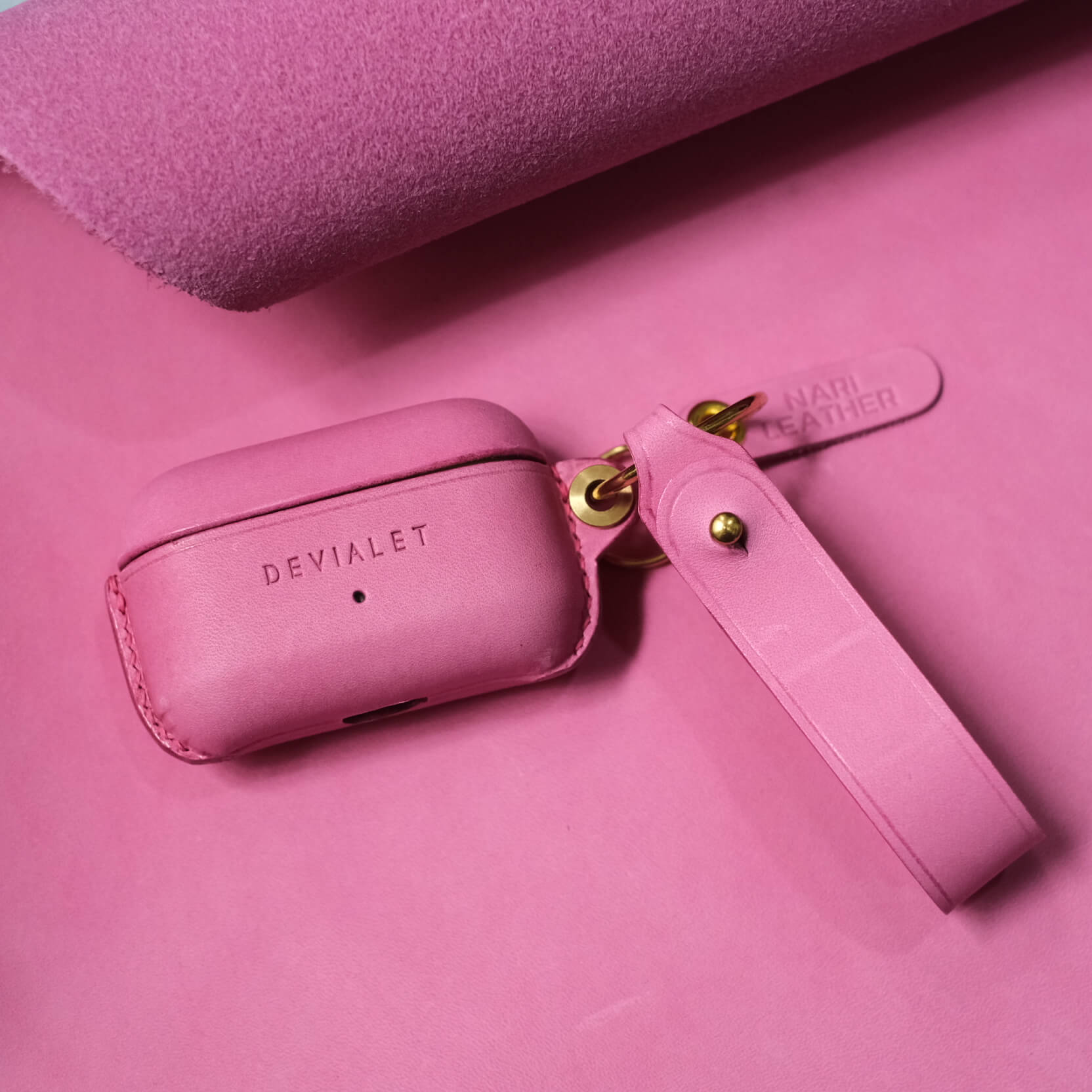 Estojo para auriculares em pele genuína feito à mão para Devialet Gemini II em cor-de-rosa barbie com alça para porta-chaves em pele portátil