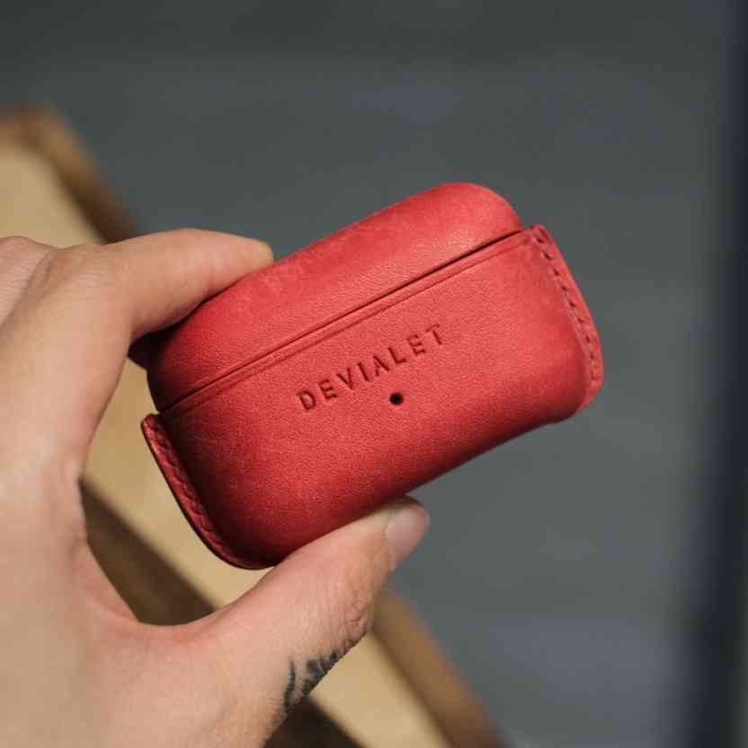 Estojo para auscultadores em pele genuína personalizado e feito à mão para Devialet Gemini II em vermelho mate