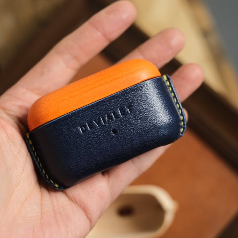 Estojo para auriculares em pele genuína feito à mão para Devialet Gemini II em laranja e azul marinho misturado