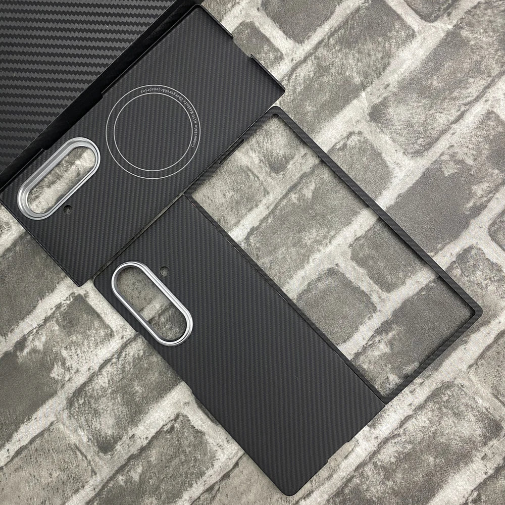 Aramid Fiber Magnetic Case for Samsung Galaxy Z Fold 8 Ultra in 600D Twill, full set without hinge protection, built with a MagSafe ring, front frame and raised metal crater camera frame.