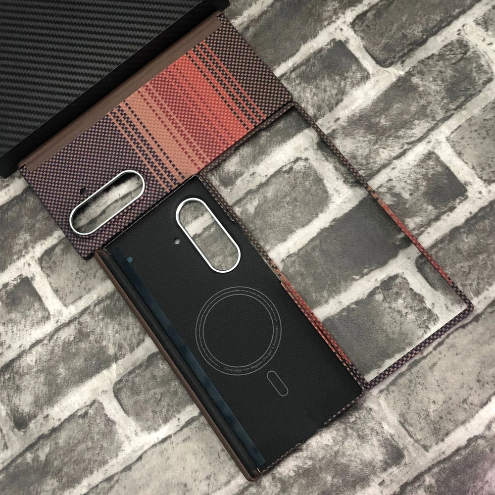 Aramid Fiber Magnetic Case for Samsung Galaxy Z Fold 8 Ultra in Sunset Red, full set with hinge protection, MagSafe ring and front frame.
